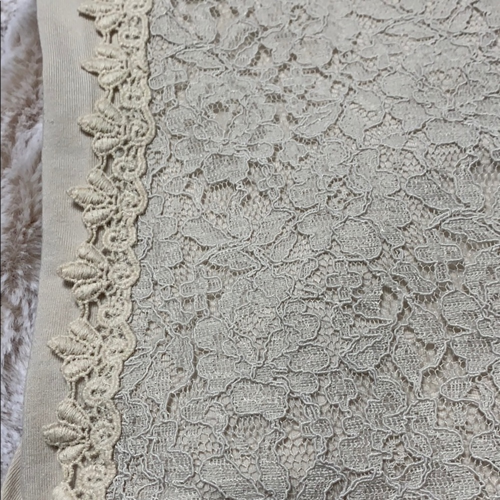 Express beige lace top - Picture 12 of 13